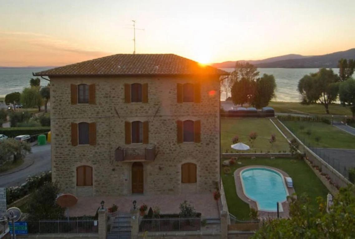 Apartamento Le Rondini Torricella  Exterior foto