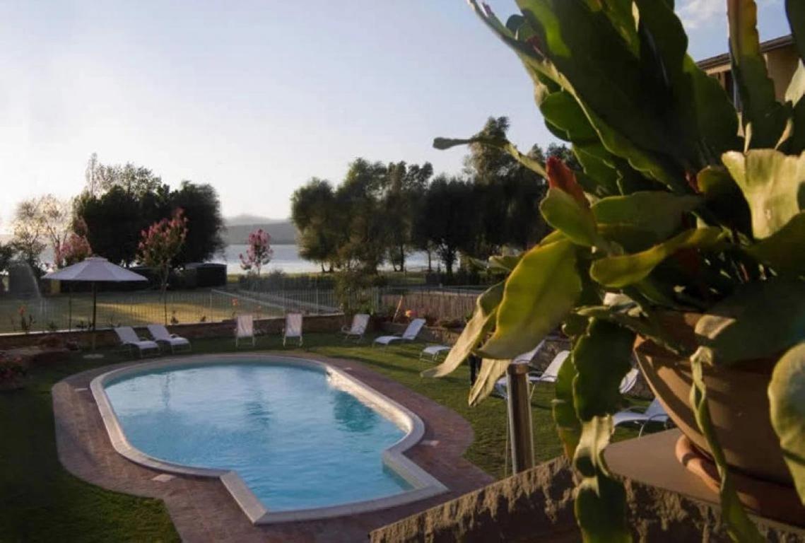Apartamento Le Rondini Torricella  Exterior foto