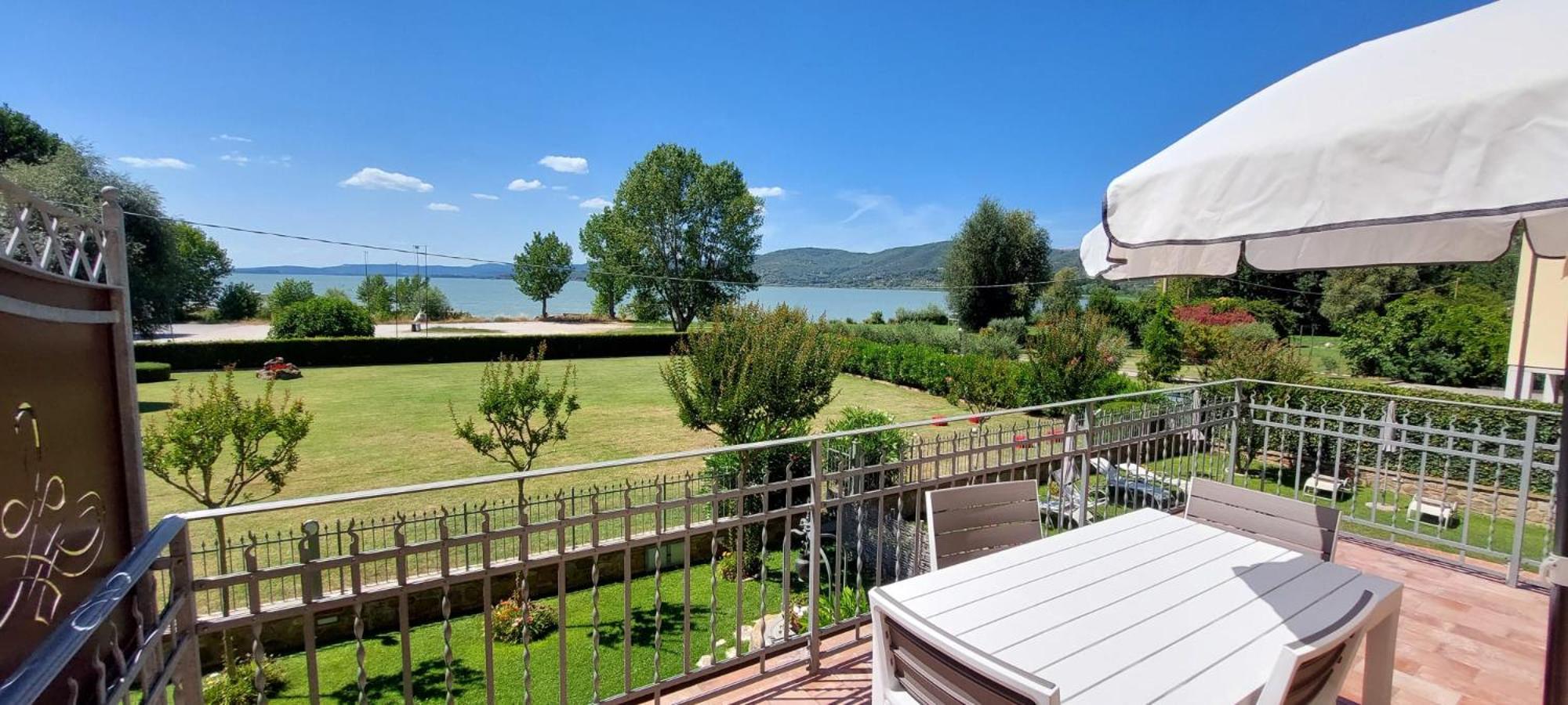 Apartamento Le Rondini Torricella  Exterior foto